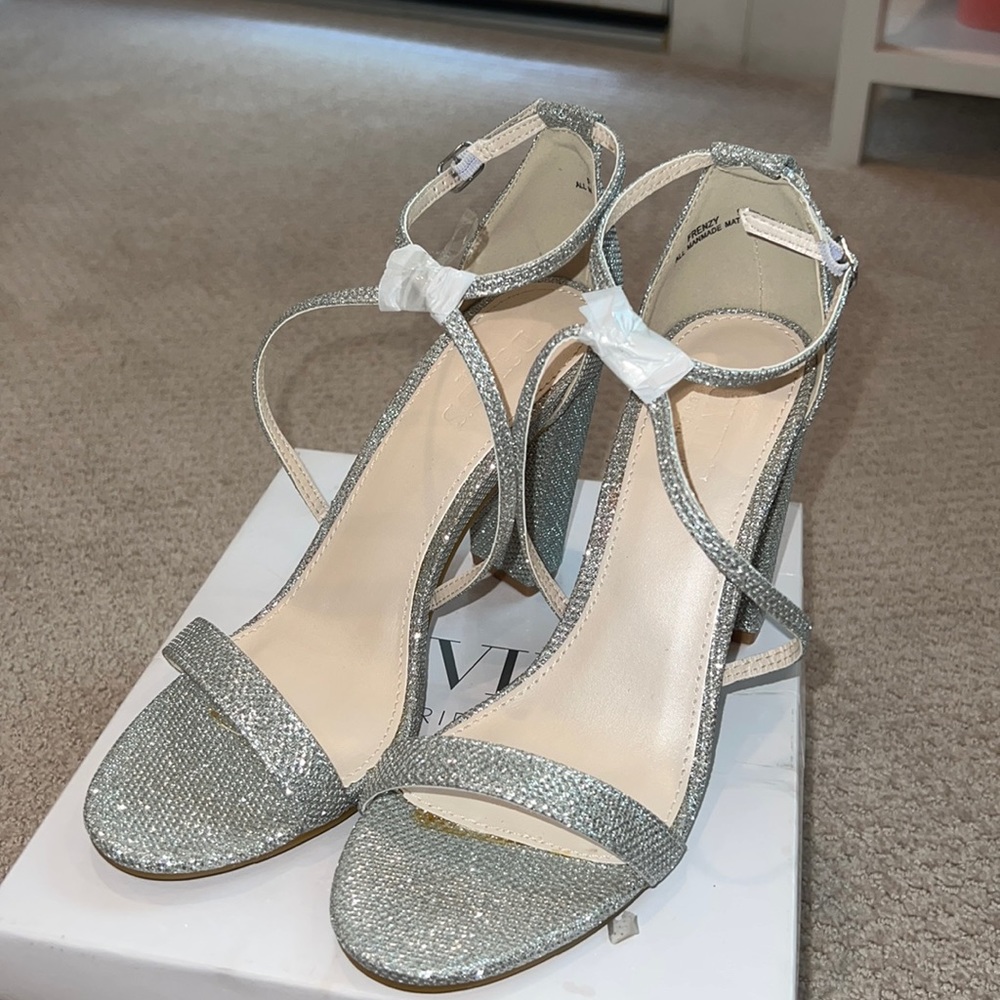 NWT silver sparkly cross strap block heeled sandals